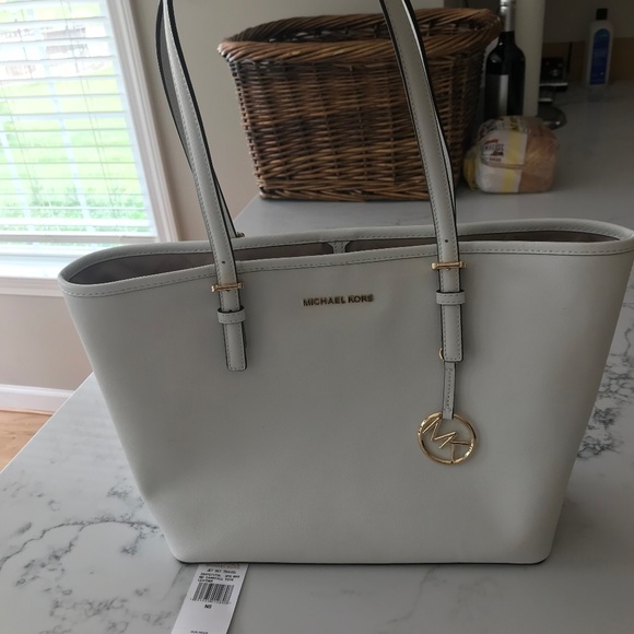 Michael Kors Matching Tote and Wallet 2 Piece Jet Set Optic White - Picture 5 of 12